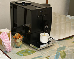 淹れたてコーヒー無料サービス