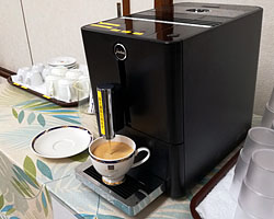 淹れたてコーヒー無料サービス